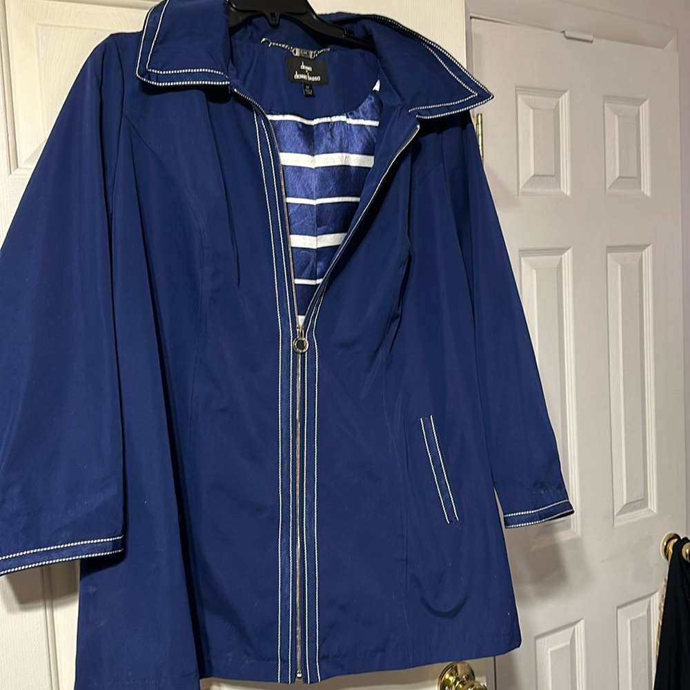 Raincoat - image 7
